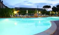 Hotel Delfa s bazénem