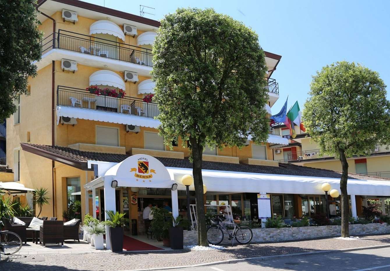 Hotel Berna Eracela Mare