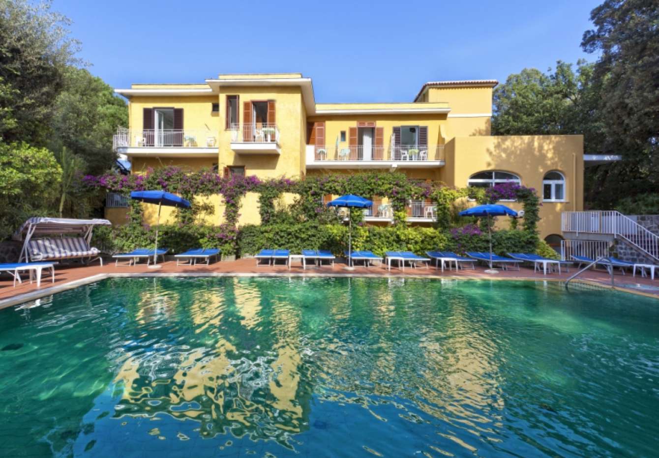 Hotel Cleopatra s bazénem