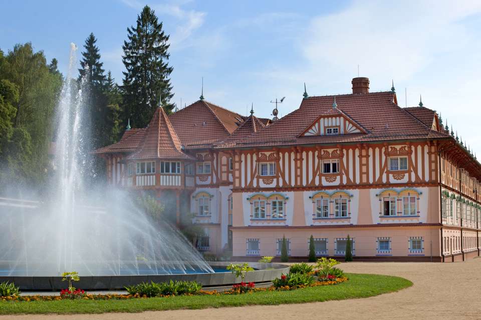 Hotel Jurkovičův dům - Lázně Luhačovice - balíčky