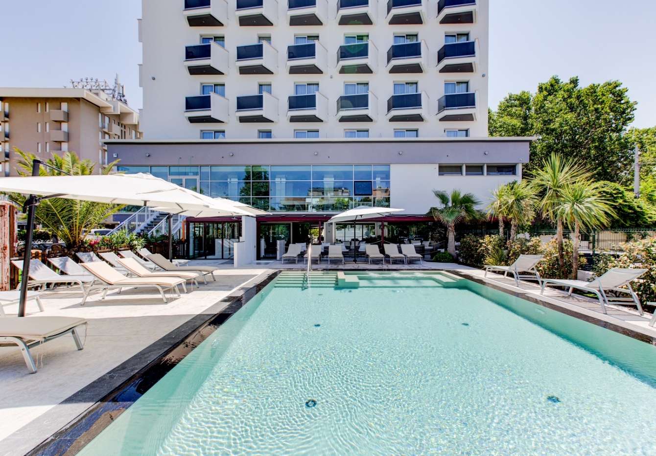 Hotel Due Mari s bazénem Rimini Miramare