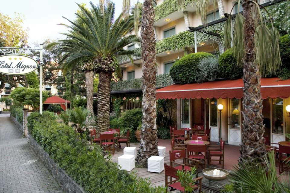 Hotel Mignon s bazénem