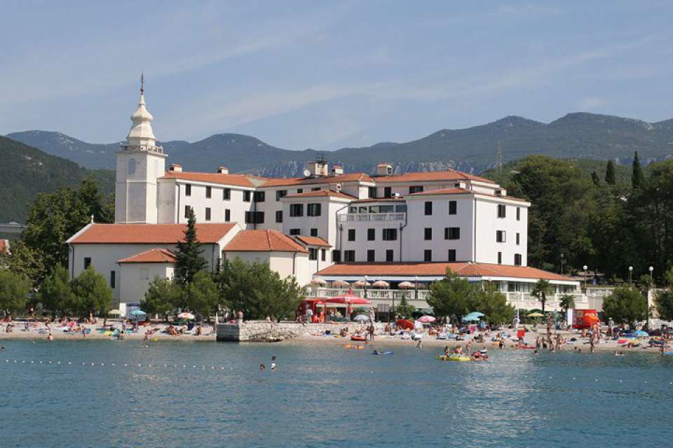 Hotel Kaštel