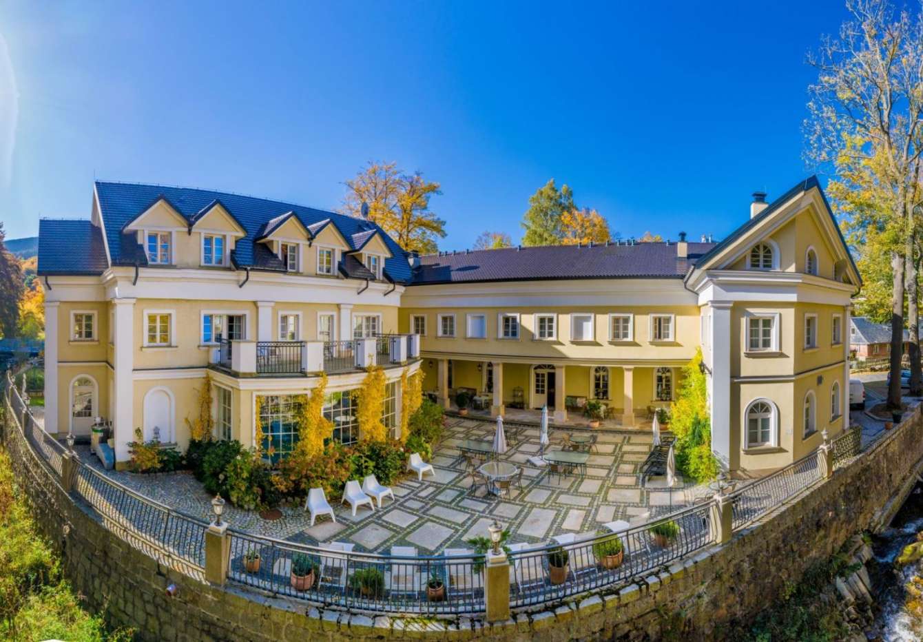 Autobusový pobytově poznávací zájezd do Swieradow Zdroj - Hotel Stary Zdroj