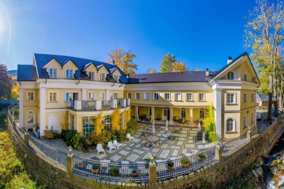 Autobusový pobytově poznávací zájezd do Swieradow Zdroj - Hotel Stary Zdroj