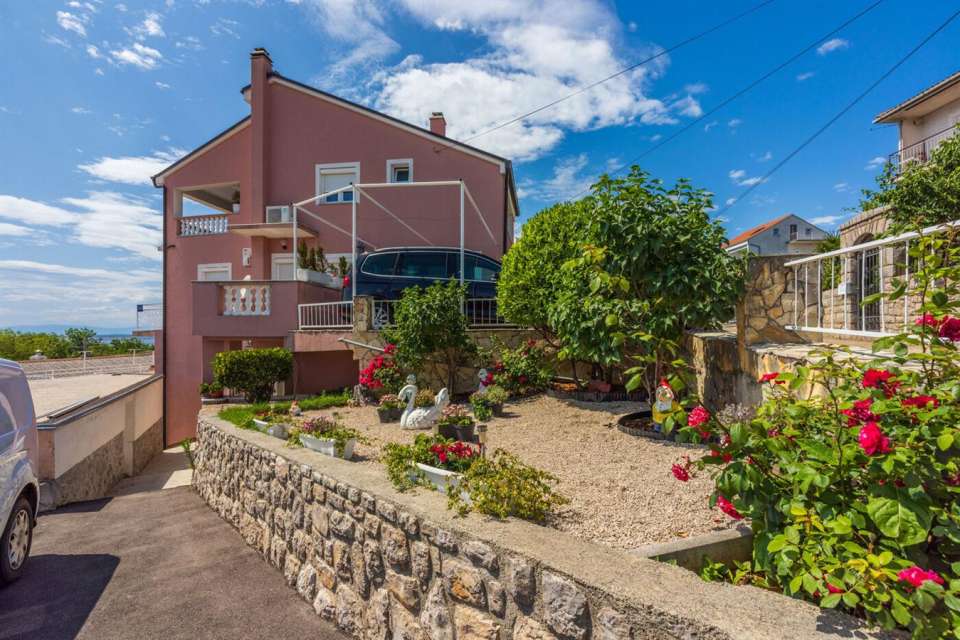 Autobusový zájezd se cvičením - Chorvatsko - Crikvenica - House Lucija