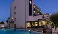 Hotel Ferretti Beach s bazénem Rimini Marina Centro